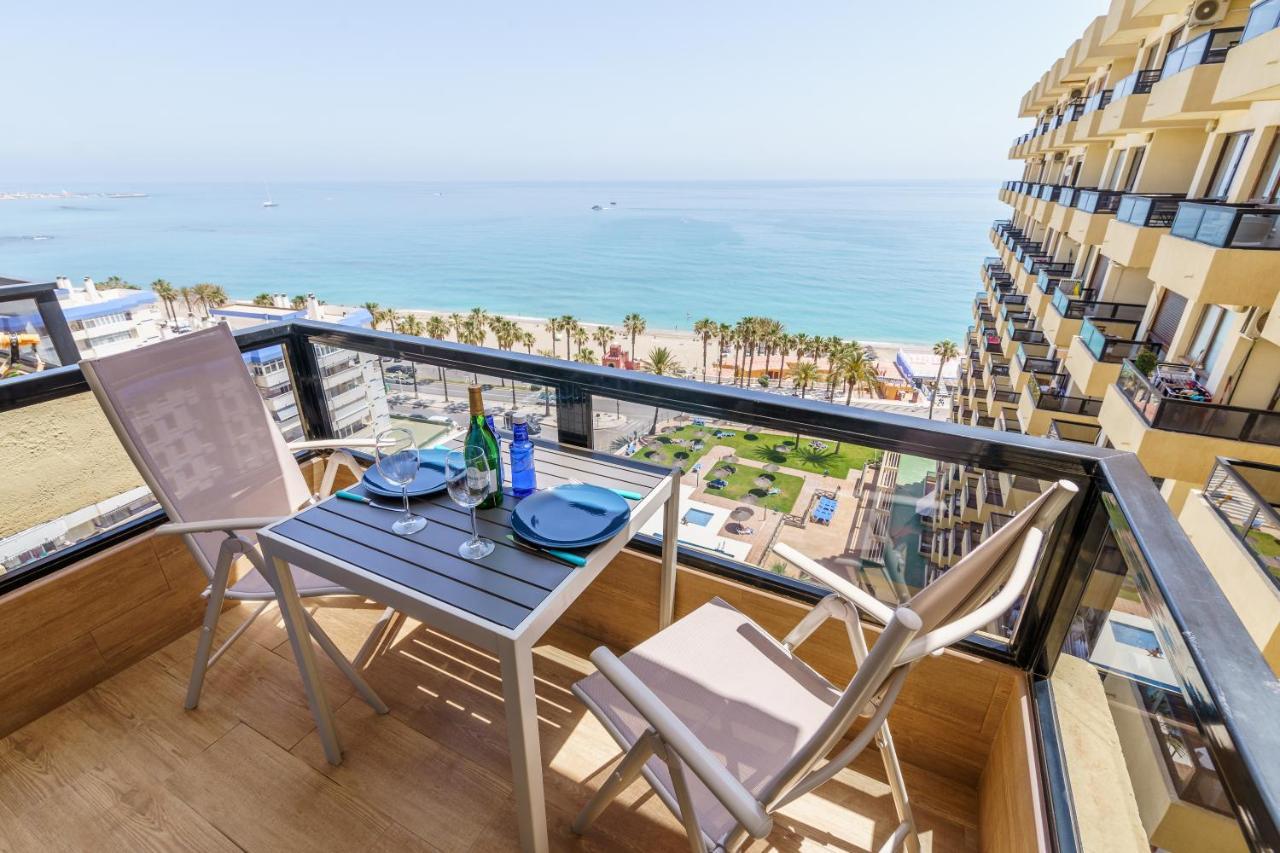 Amazing Views Beachfront Apartment With Swimming Pool 贝纳尔马德纳 外观 照片