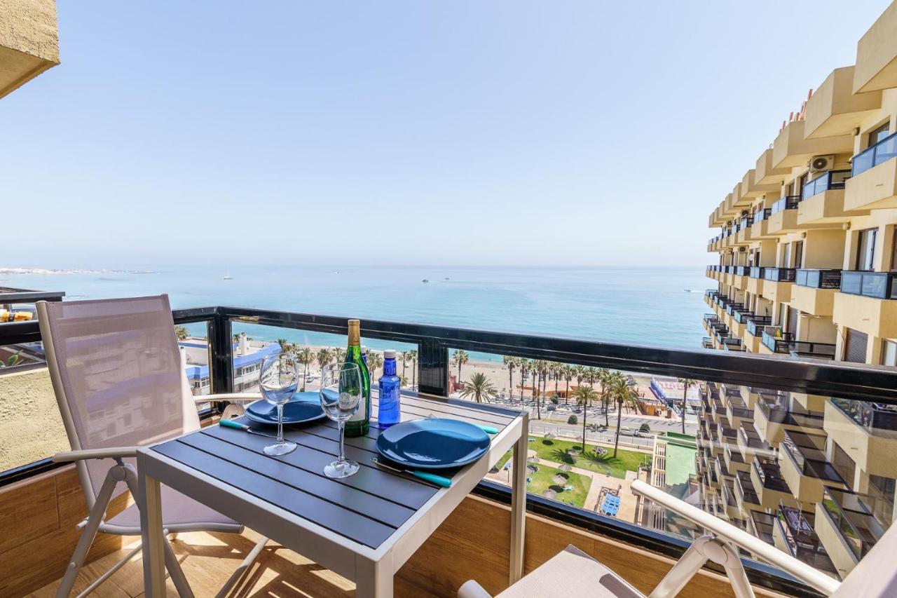 Amazing Views Beachfront Apartment With Swimming Pool 贝纳尔马德纳 外观 照片